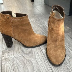 Jimmy Choo size 39 Suede Ankle boots